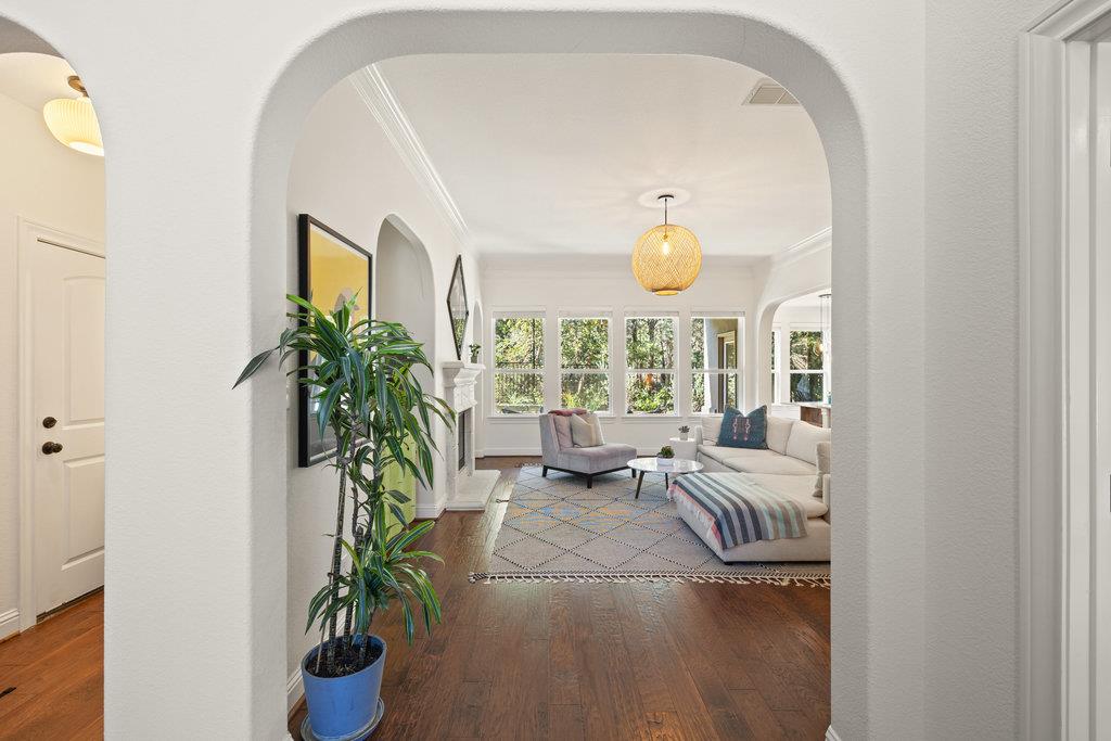 9116 Villa Norte Dr, Austin, TX 78726