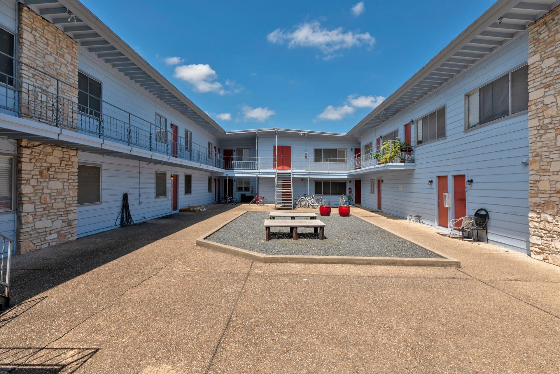 2408 Longview St # 113, Austin, TX 78705