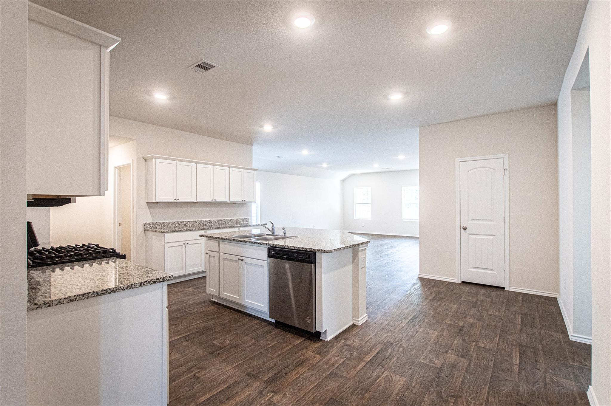 218 Sickle Loop, Kyle, TX 78640