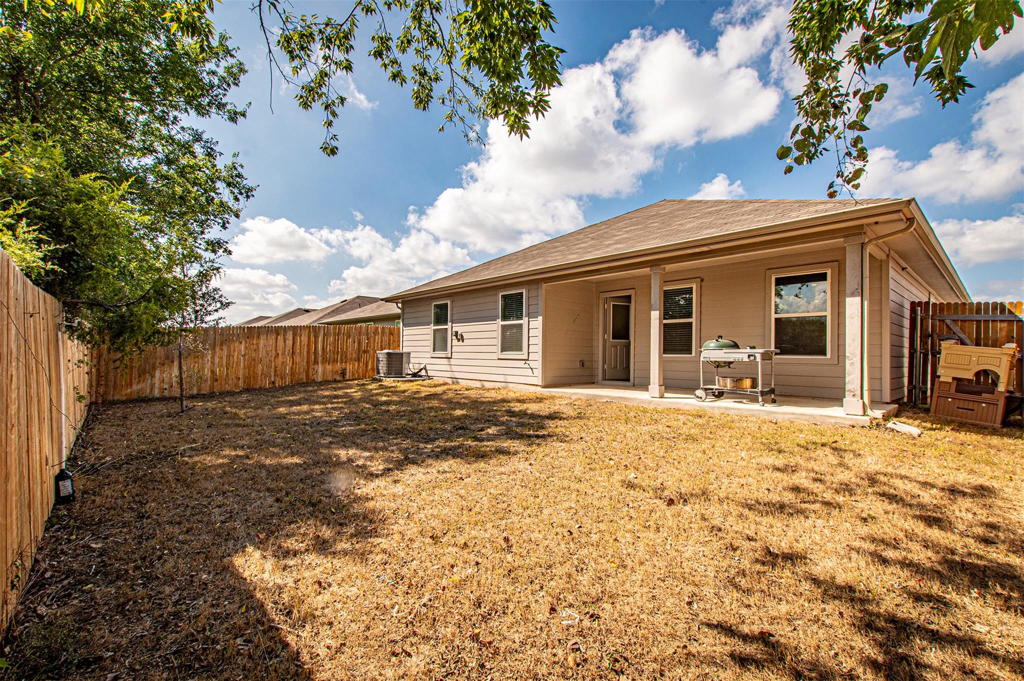 218 Sickle Loop, Kyle, TX 78640