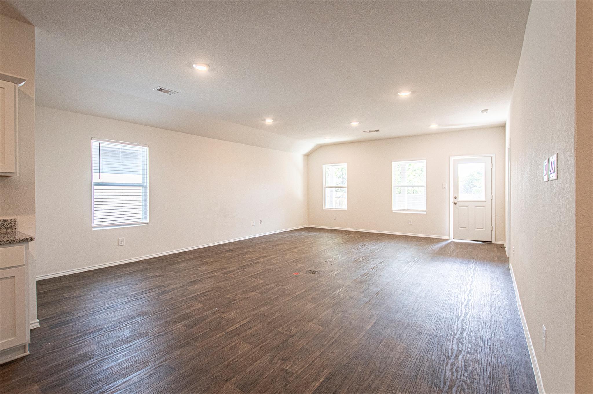 218 Sickle Loop, Kyle, TX 78640