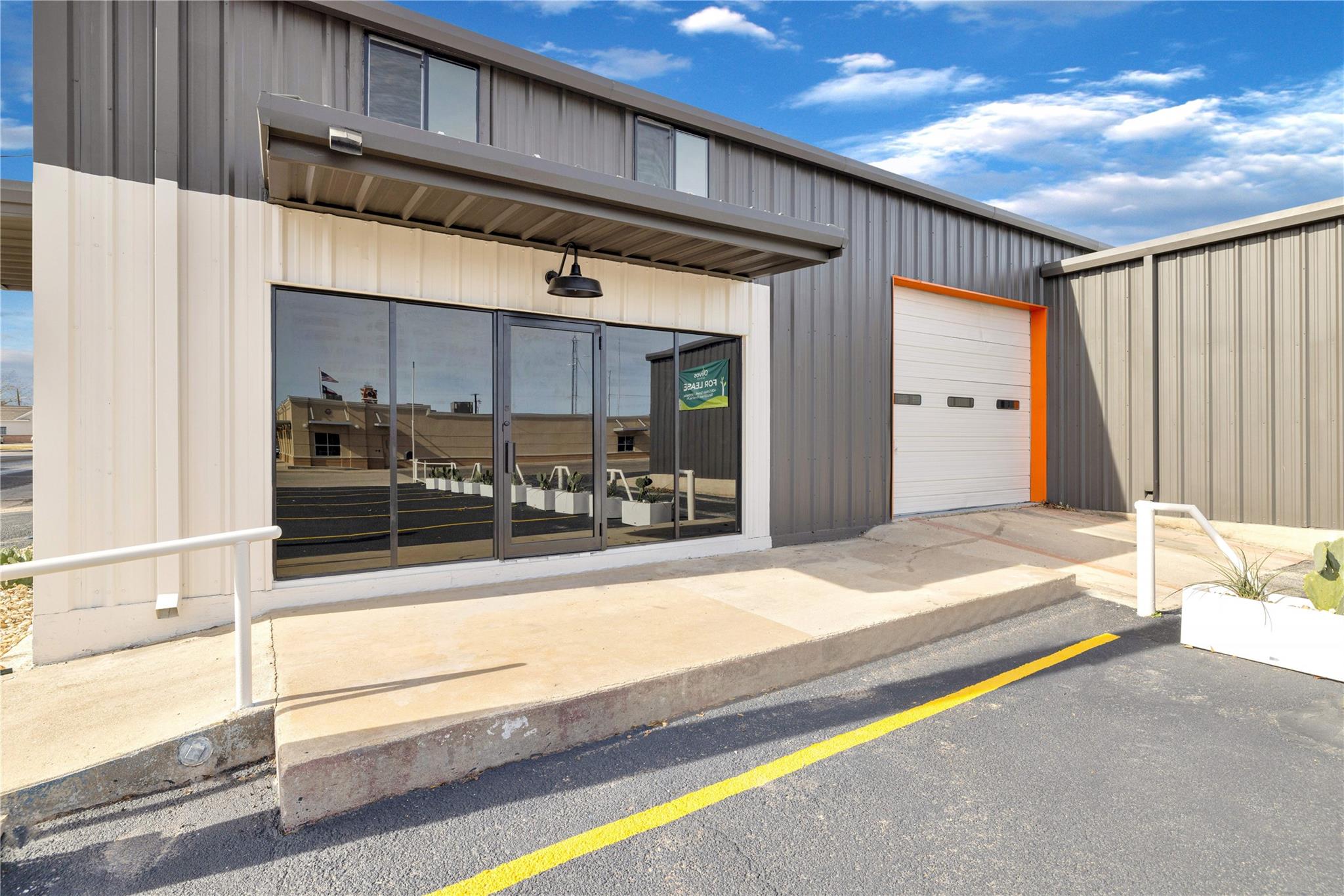 408 S Main St # A, Lampasas, TX 76550