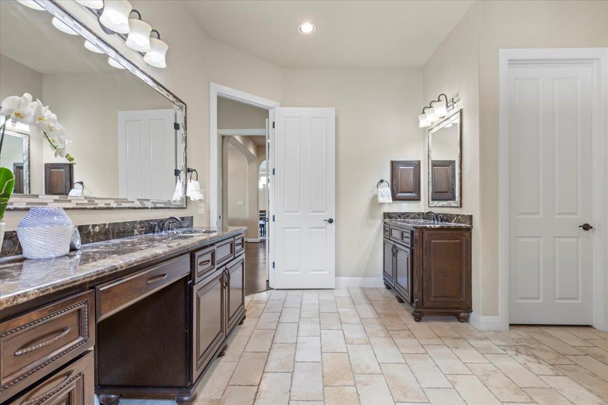 309 Grand Oaks Ln, Georgetown, TX 78628