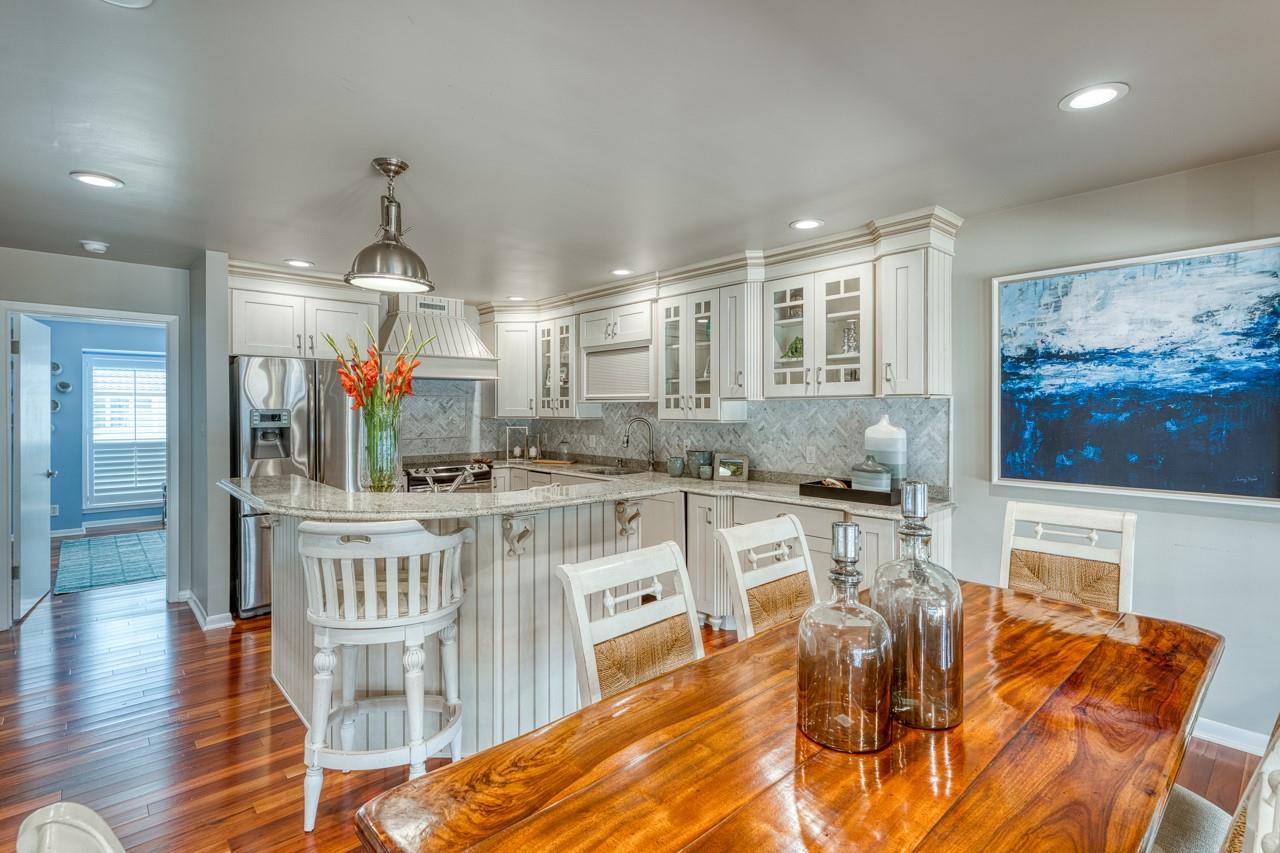 528 Lighthouse Drive Dr # 6, Horseshoe Bay, TX 78657