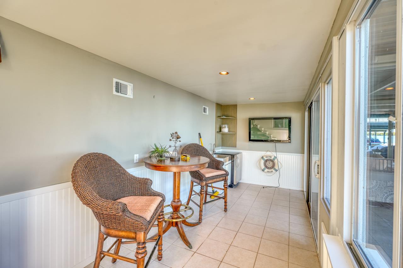 528 Lighthouse Drive Dr # 6, Horseshoe Bay, TX 78657