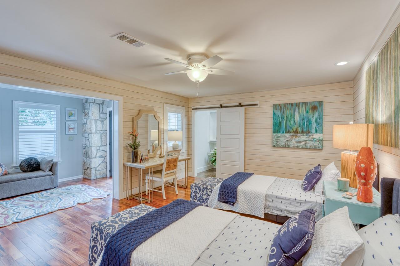 528 Lighthouse Drive Dr # 6, Horseshoe Bay, TX 78657