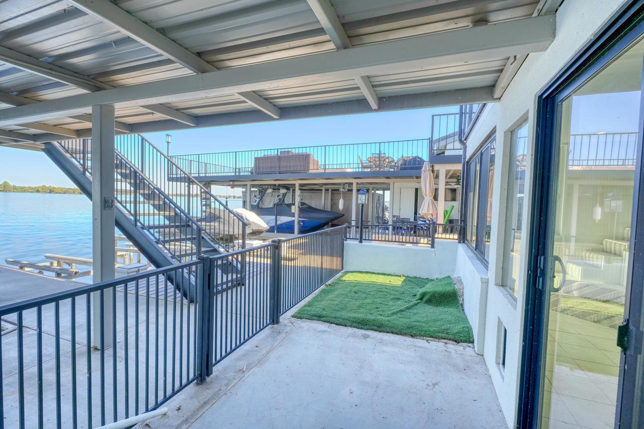 528 Lighthouse Drive Dr # 6, Horseshoe Bay, TX 78657