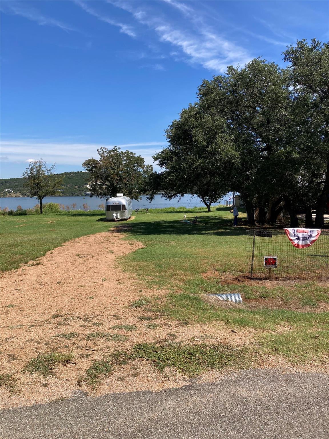 297 Lakeshore Loop, Tow, TX 78672