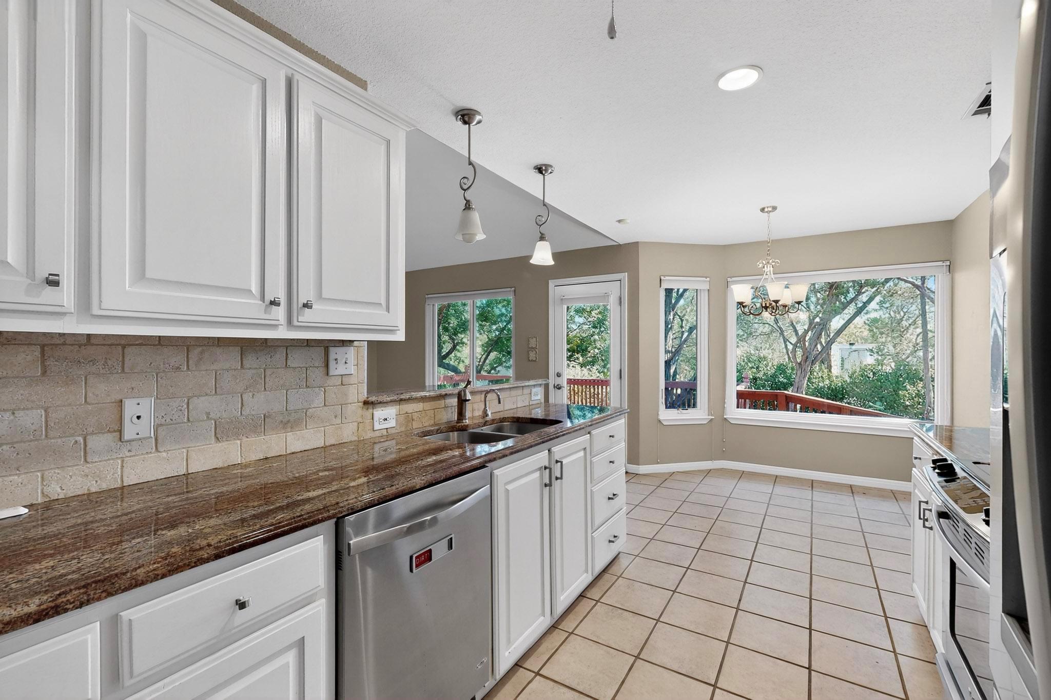 6 Saddle Rock Rdg, Wimberley, TX 78676