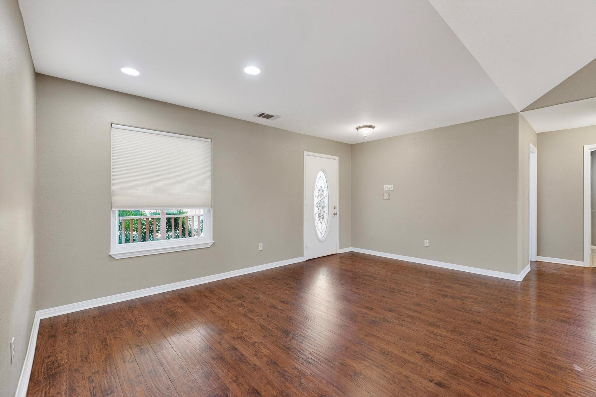 6 Saddle Rock Rdg, Wimberley, TX 78676