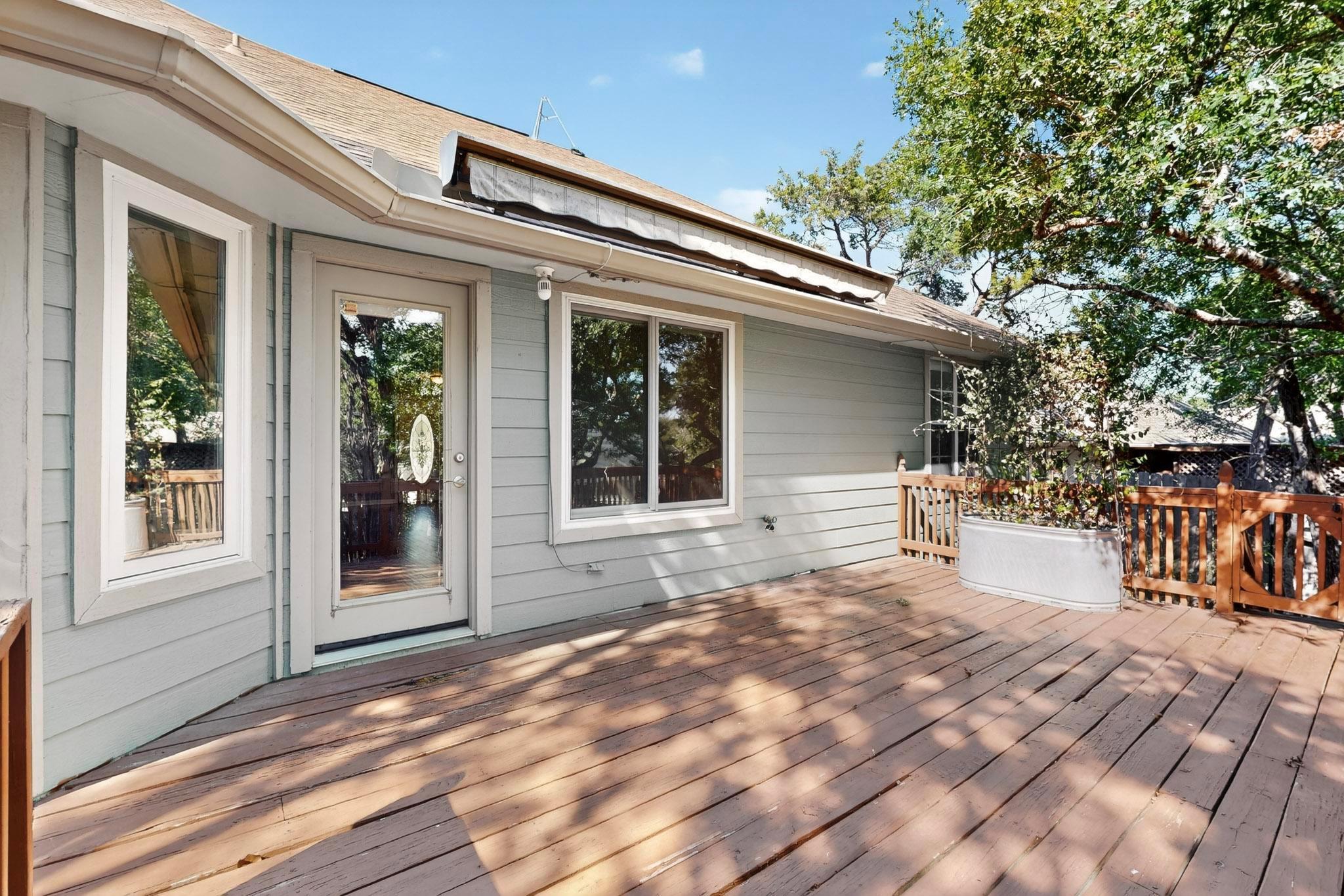 6 Saddle Rock Rdg, Wimberley, TX 78676