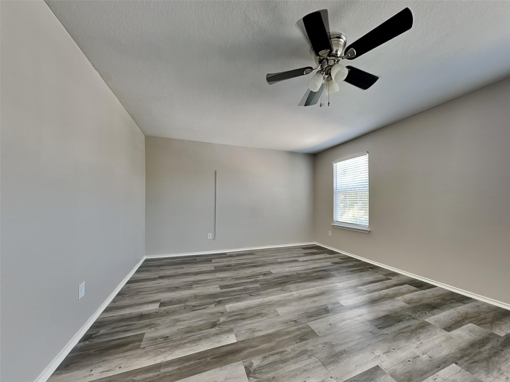 214 Tallow Trl, San Marcos, TX 78666