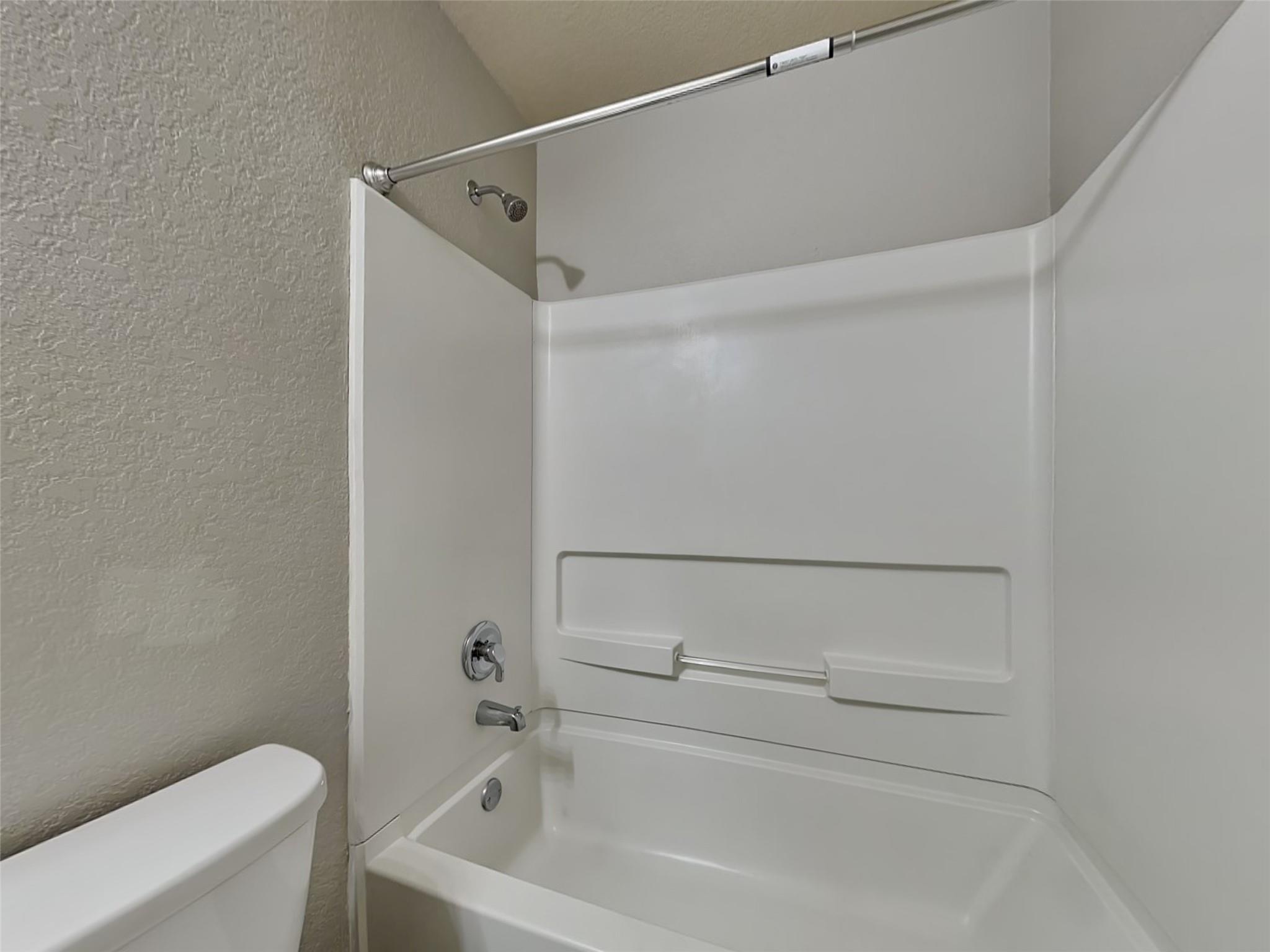 214 Tallow Trl, San Marcos, TX 78666