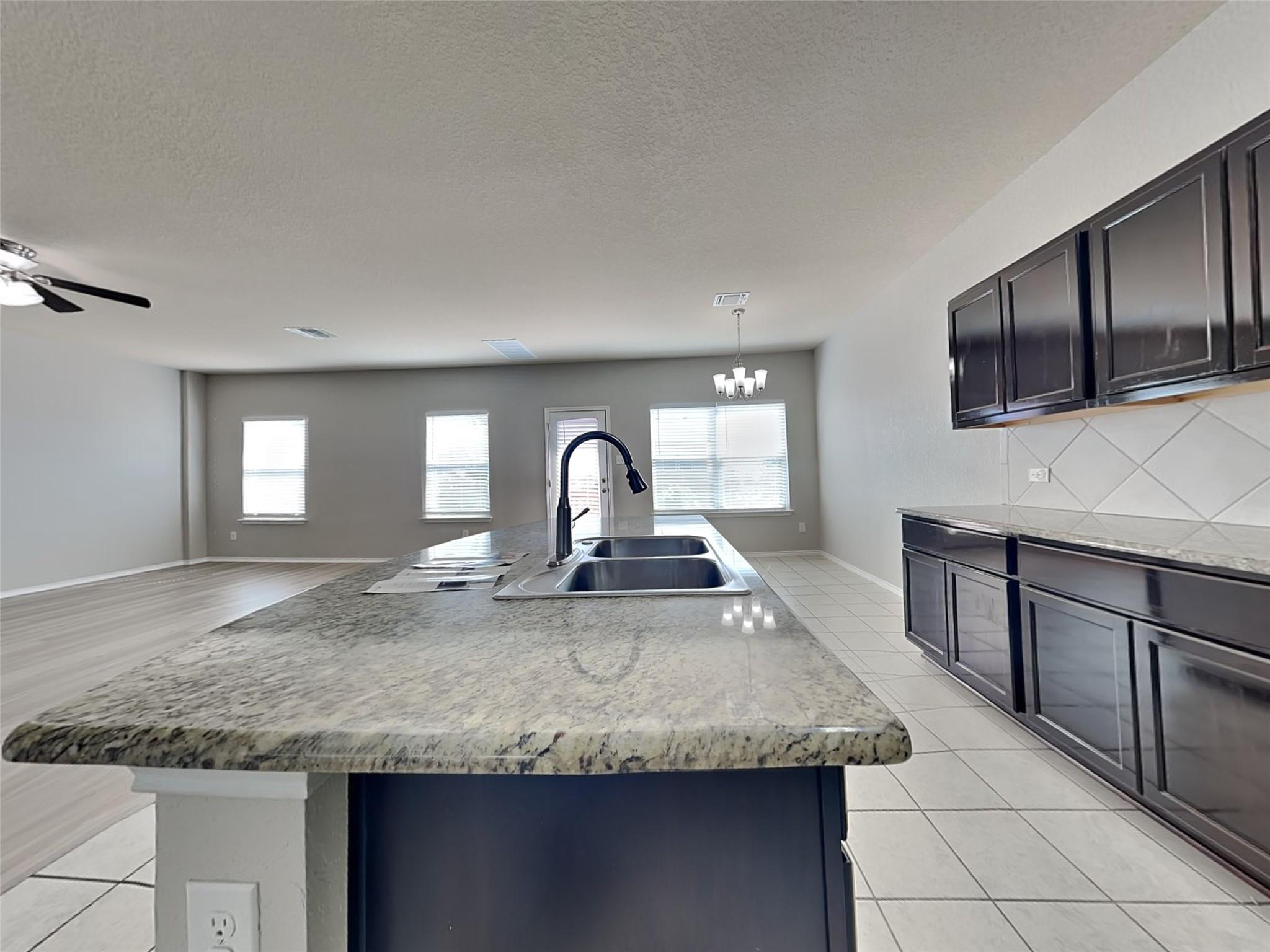 214 Tallow Trl, San Marcos, TX 78666