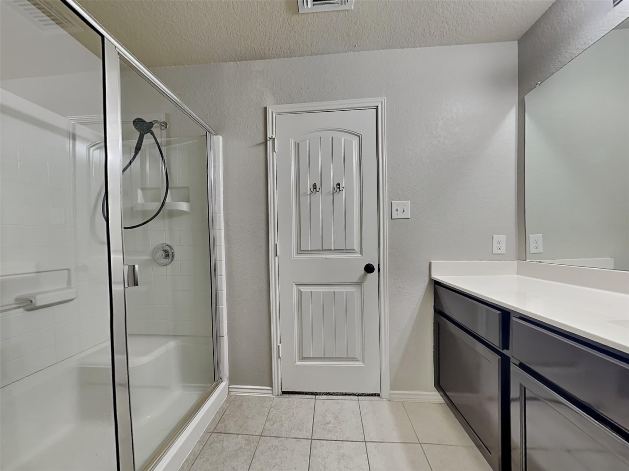 214 Tallow Trl, San Marcos, TX 78666