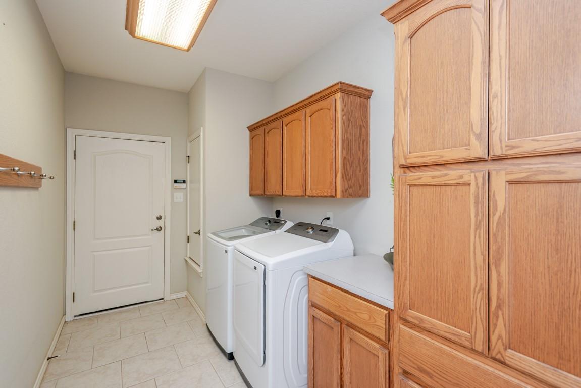 299 White Oak Dr, Killeen, TX 76549