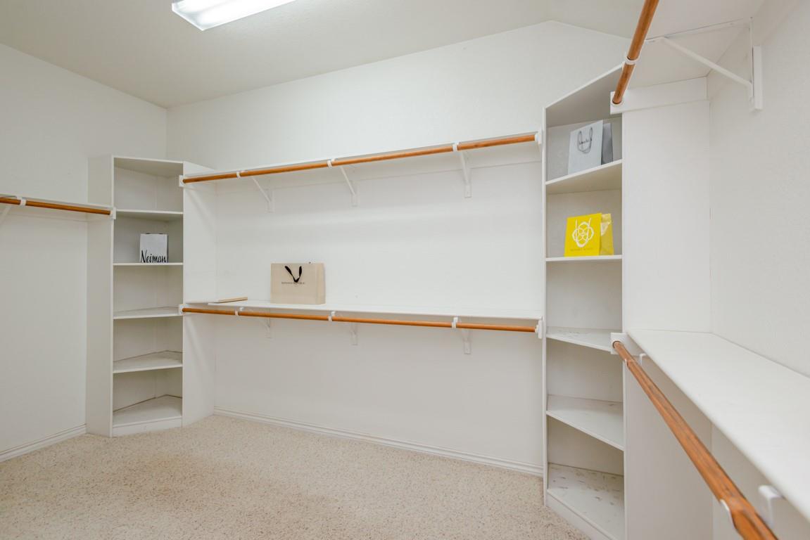 299 White Oak Dr, Killeen, TX 76549