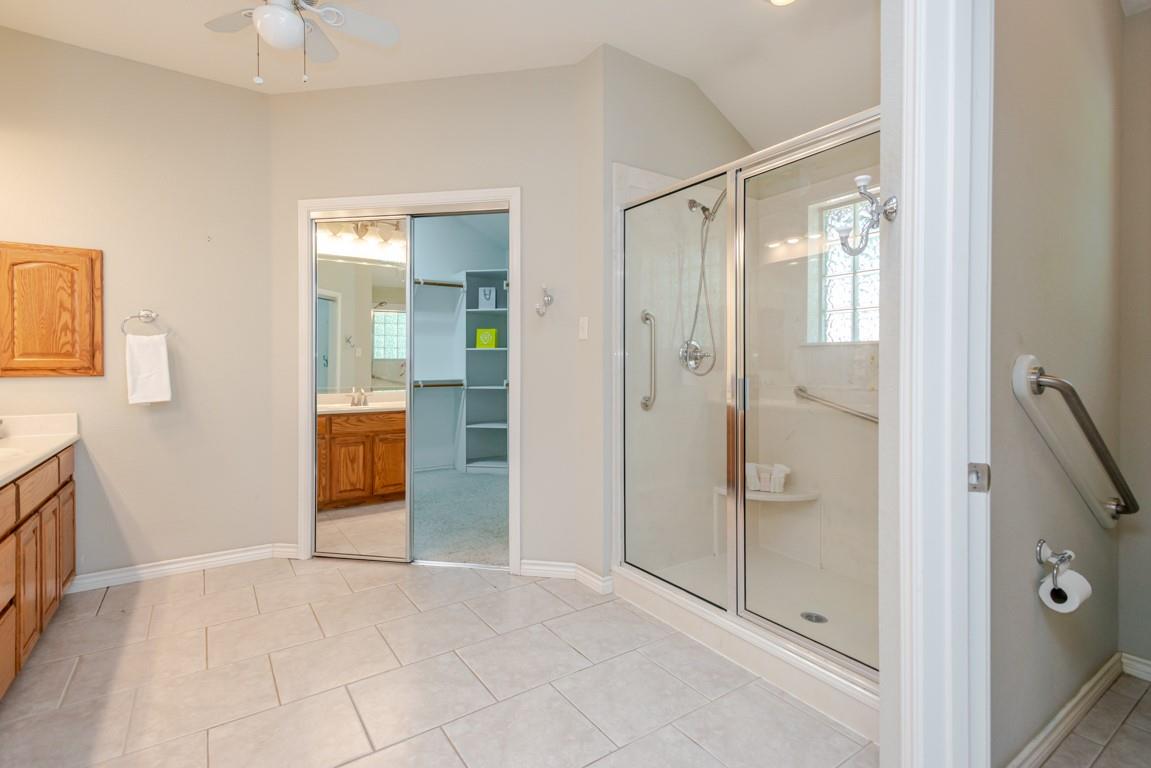 299 White Oak Dr, Killeen, TX 76549