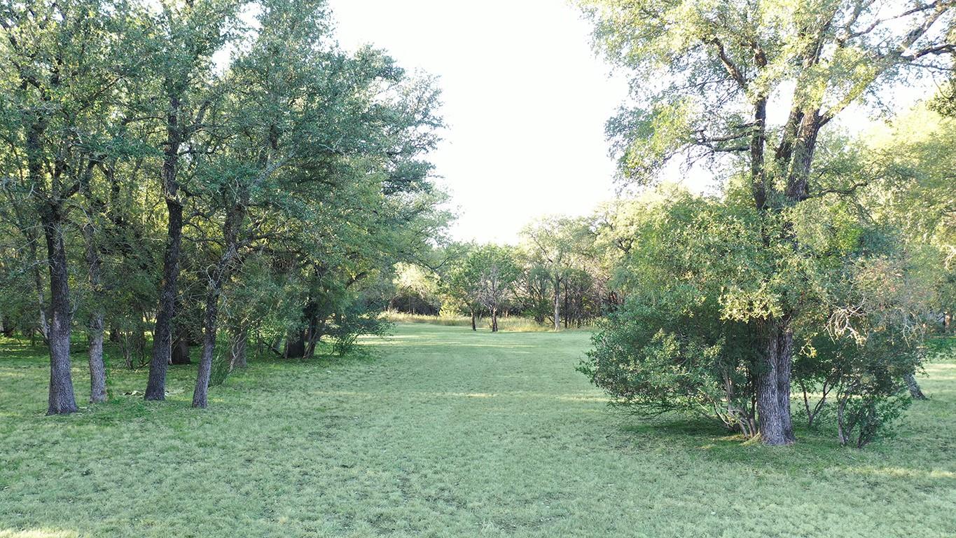 299 White Oak Dr, Killeen, TX 76549