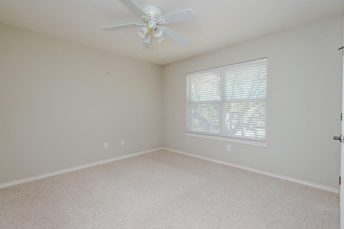 299 White Oak Dr, Killeen, TX 76549