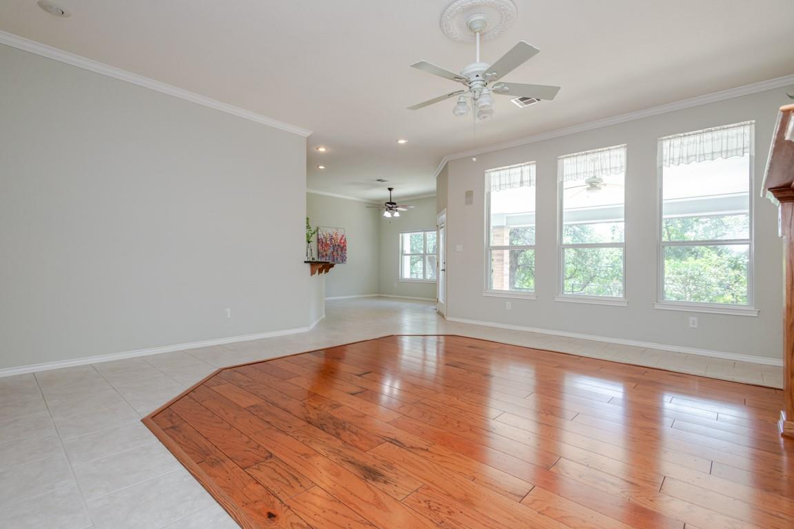 299 White Oak Dr, Killeen, TX 76549