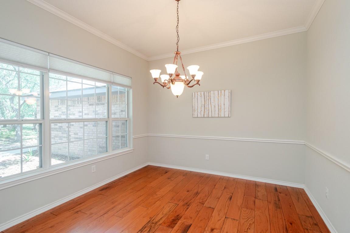 299 White Oak Dr, Killeen, TX 76549