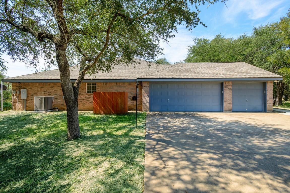 299 White Oak Dr, Killeen, TX 76549