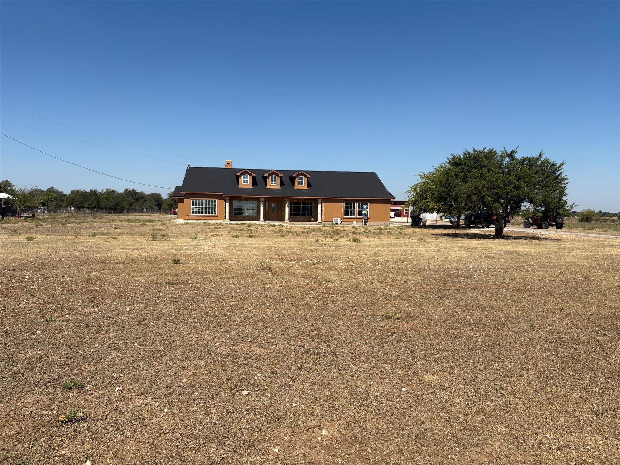 10817 County Road 272, Bertram, TX 78605