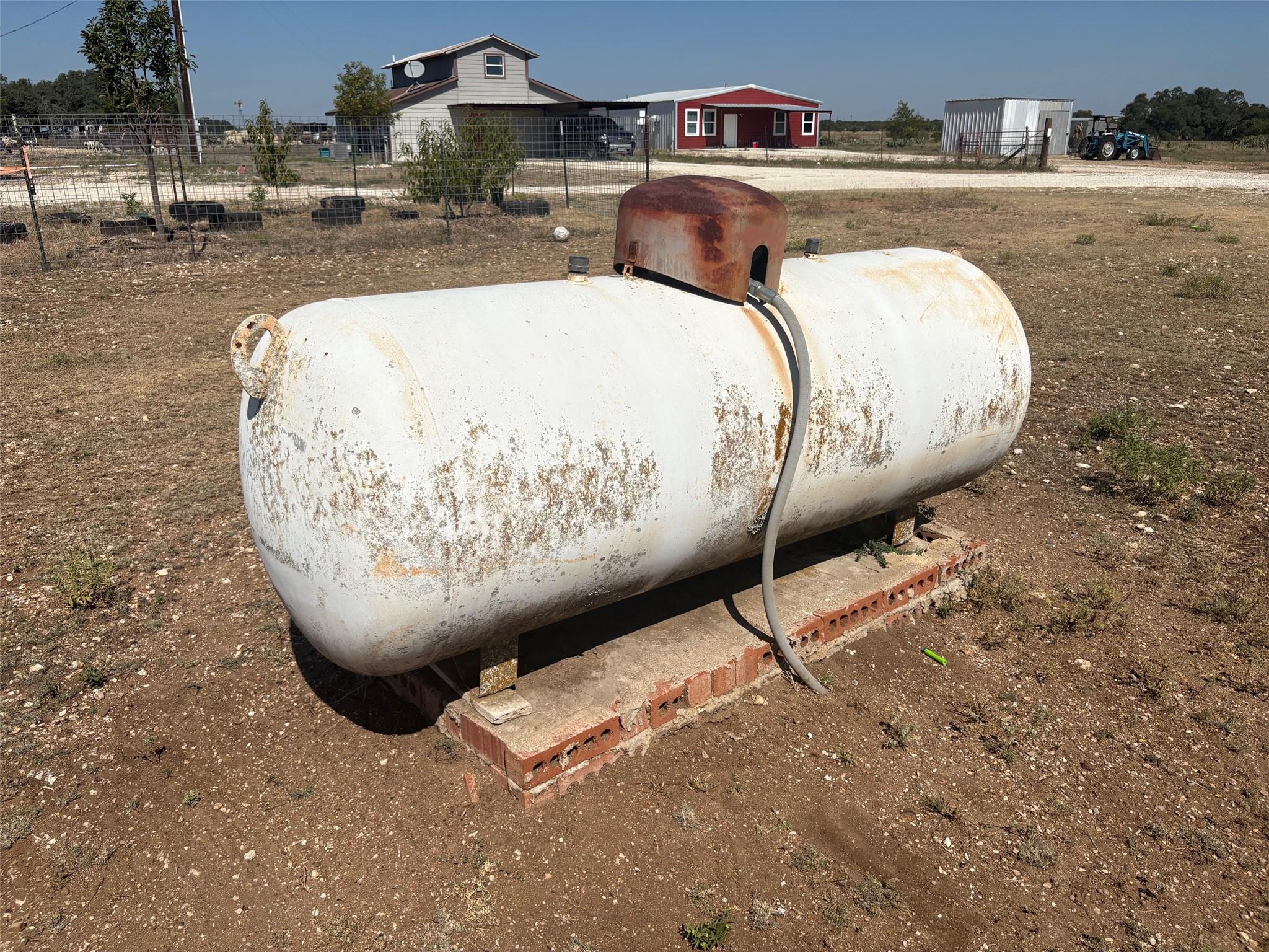 10817 County Road 272, Bertram, TX 78605