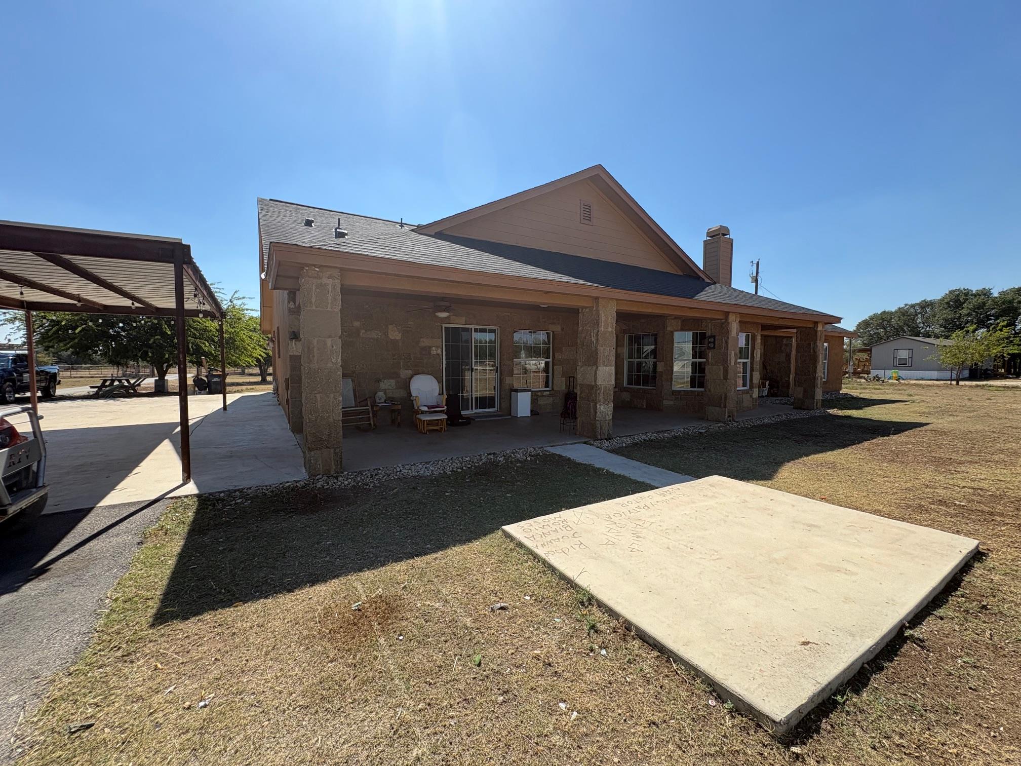 10817 County Road 272, Bertram, TX 78605