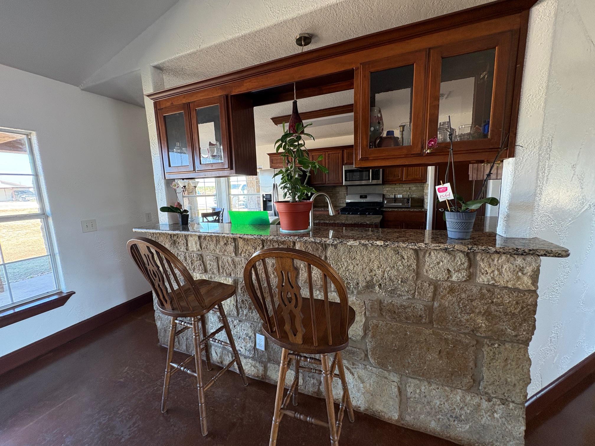 10817 County Road 272, Bertram, TX 78605