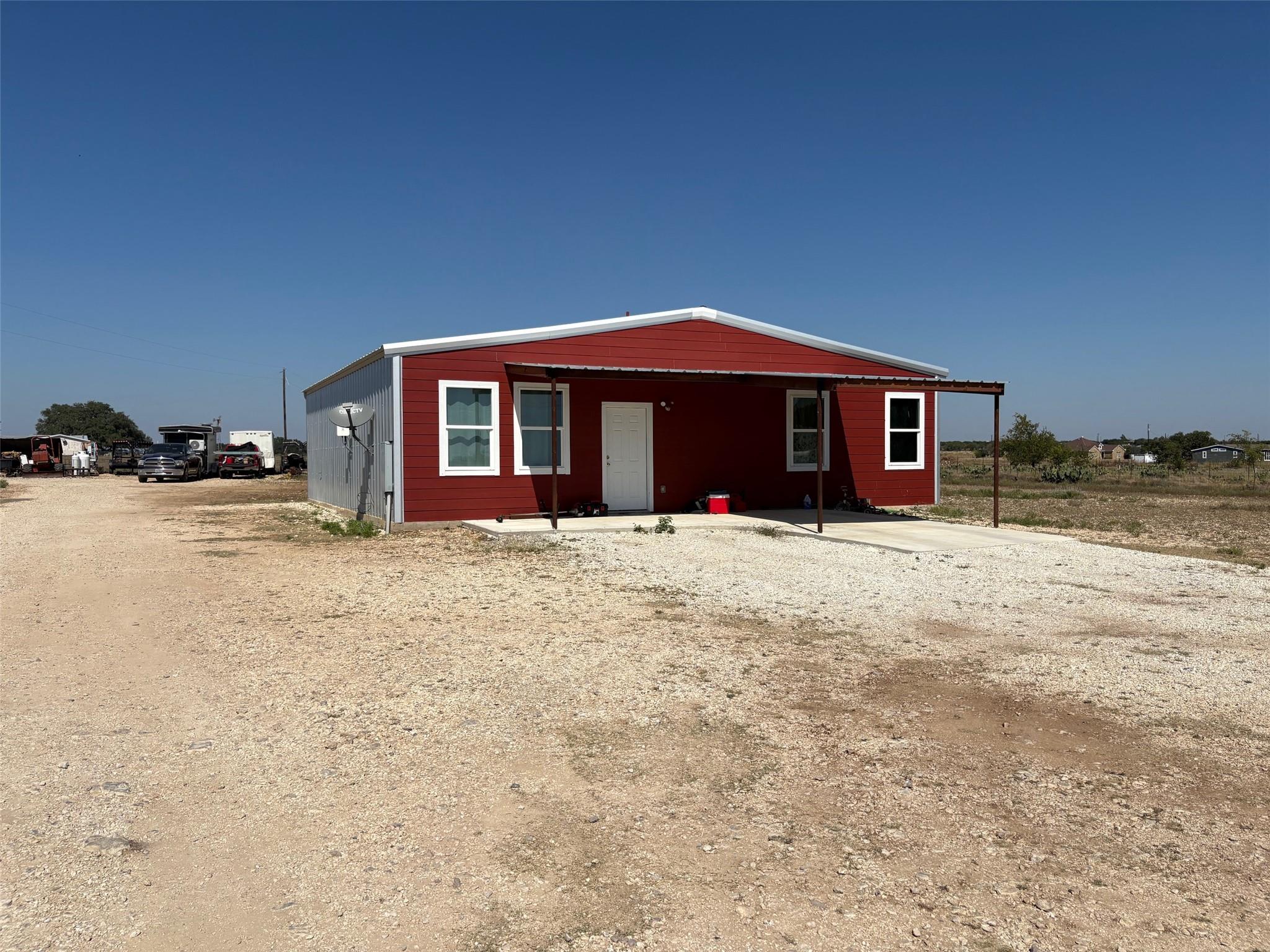 10817 County Road 272, Bertram, TX 78605
