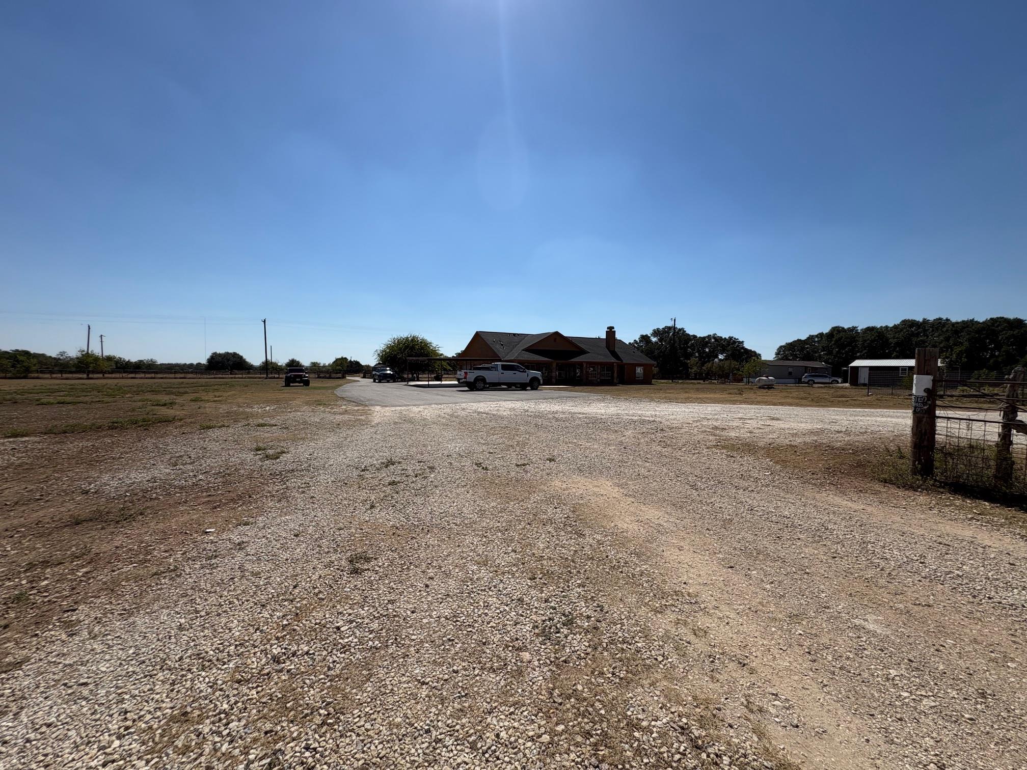 10817 County Road 272, Bertram, TX 78605