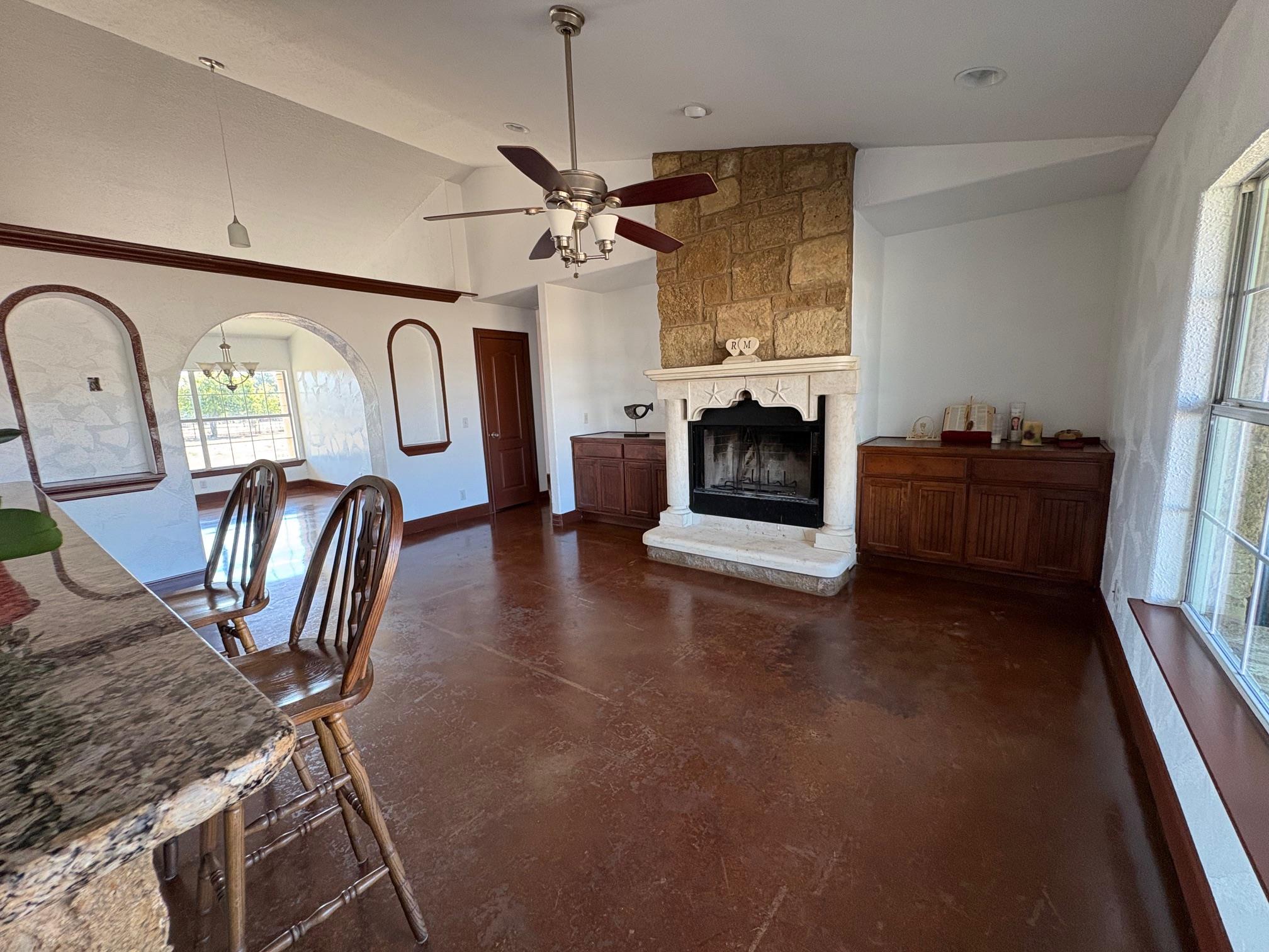 10817 County Road 272, Bertram, TX 78605