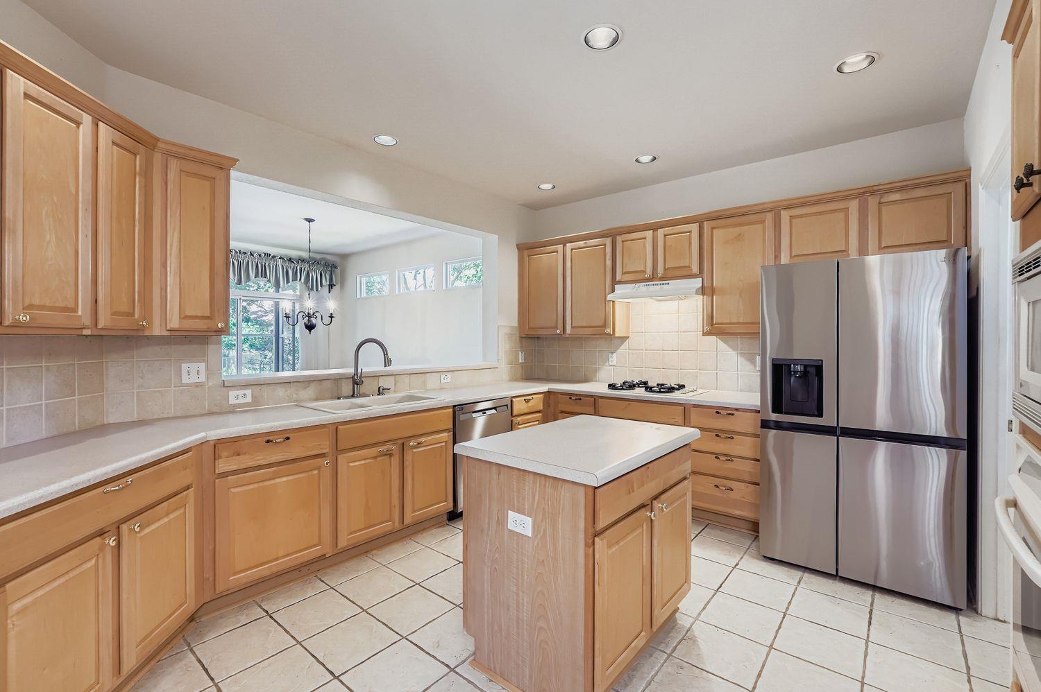 102 Lubbock Dr, Georgetown, TX 78633