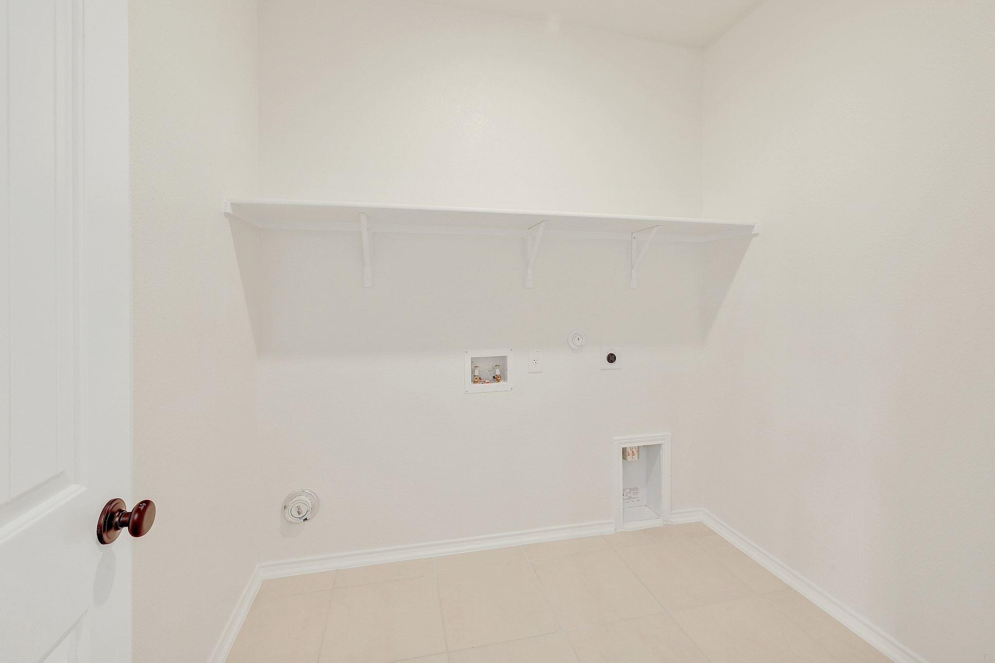 1716 River Plateau Dr, Leander, TX 78641