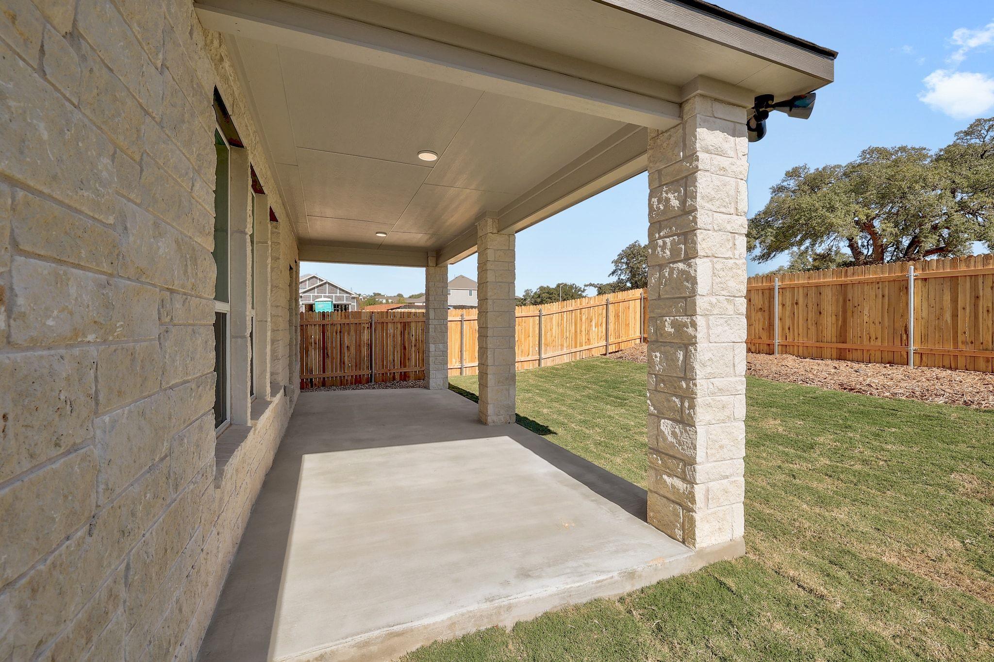 1716 River Plateau Dr, Leander, TX 78641