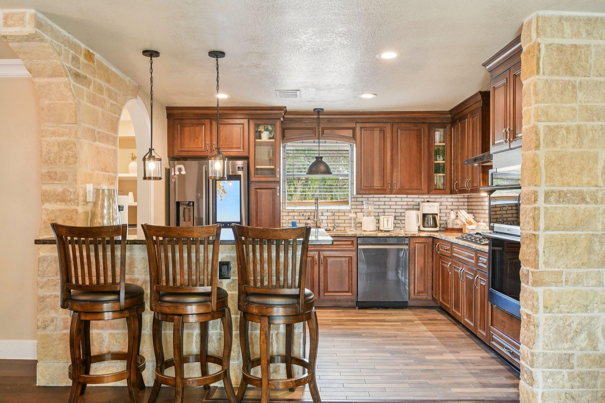 18205 Great Falls Dr, Manor, TX 78653