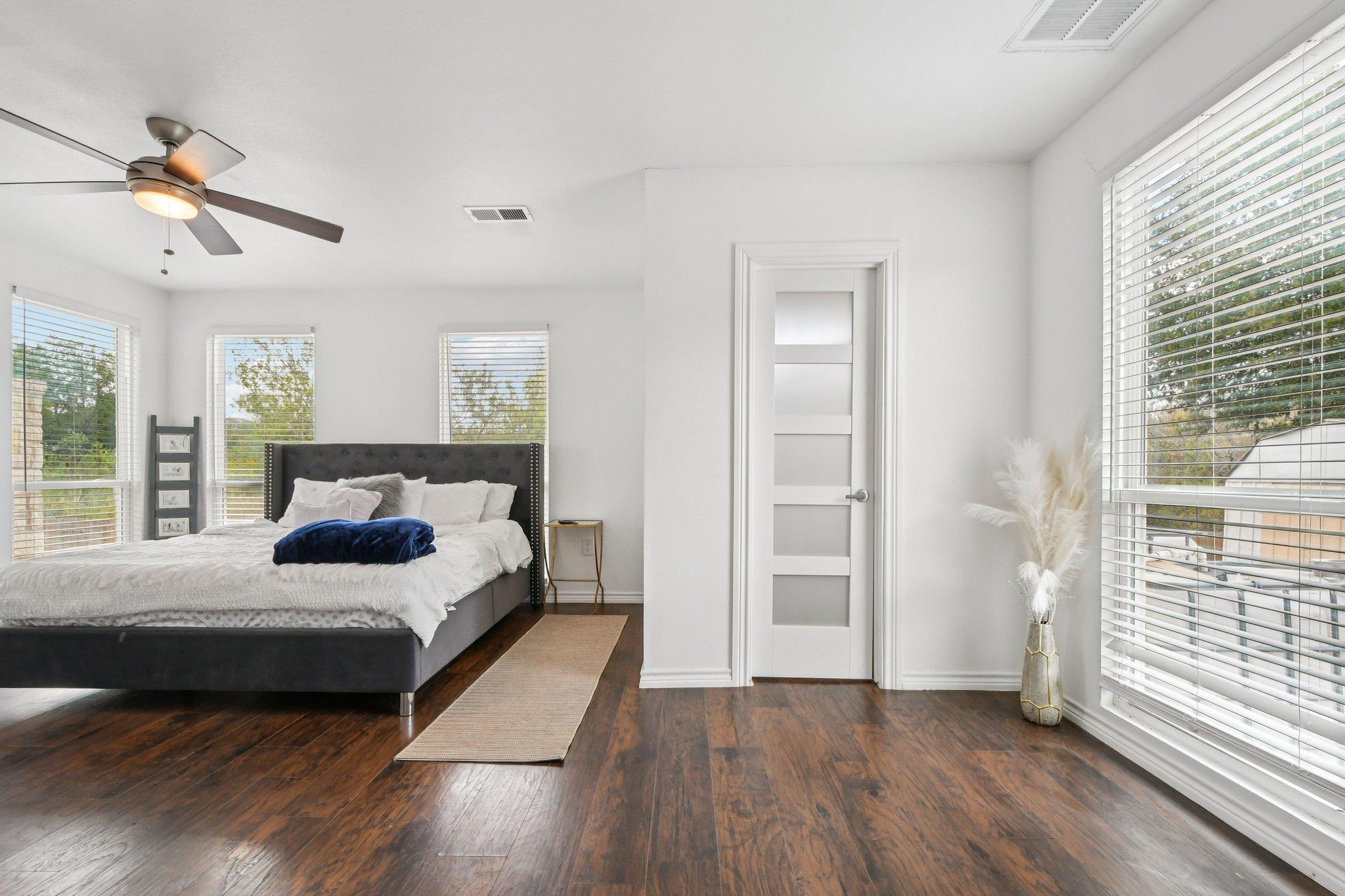 18205 Great Falls Dr, Manor, TX 78653