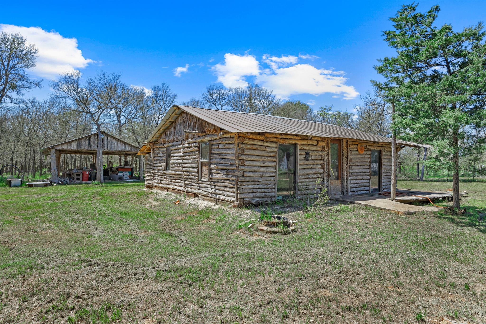 445 Saint Johns Rd, Dale, TX 78616