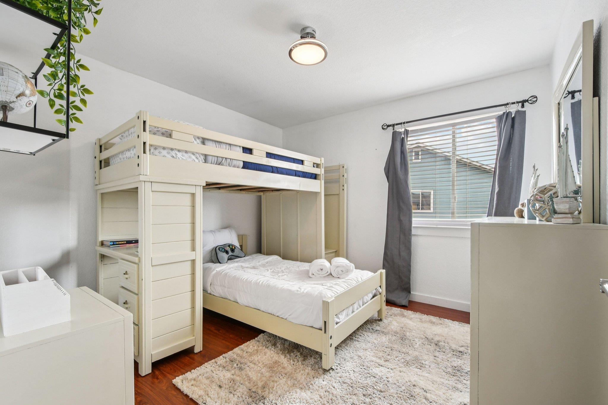 18205 Great Falls Dr, Manor, TX 78653