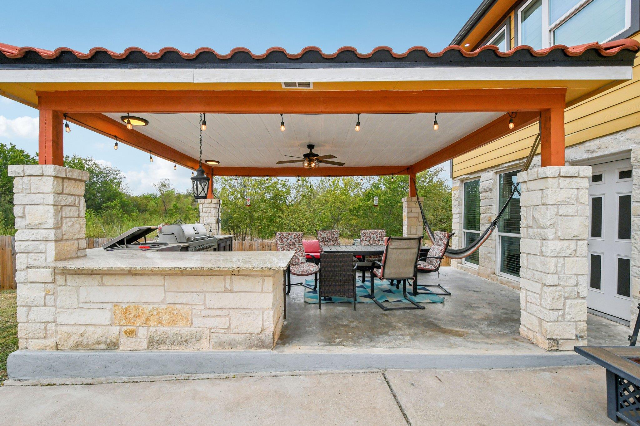 18205 Great Falls Dr, Manor, TX 78653