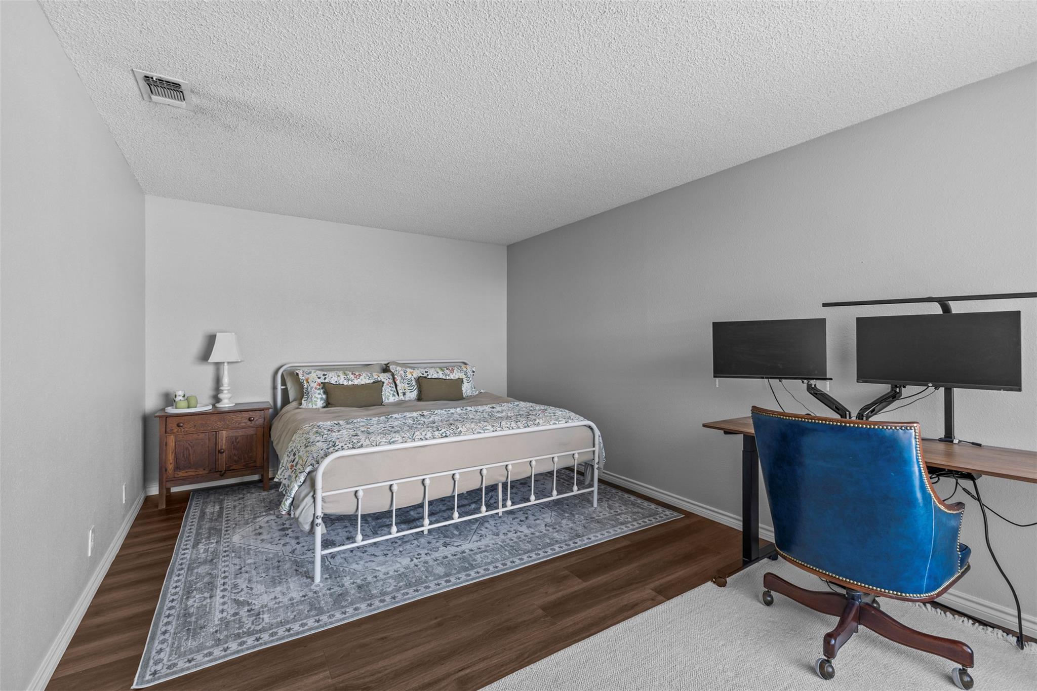 10916 B Crown Colony Dr # 3, Austin, TX 78747