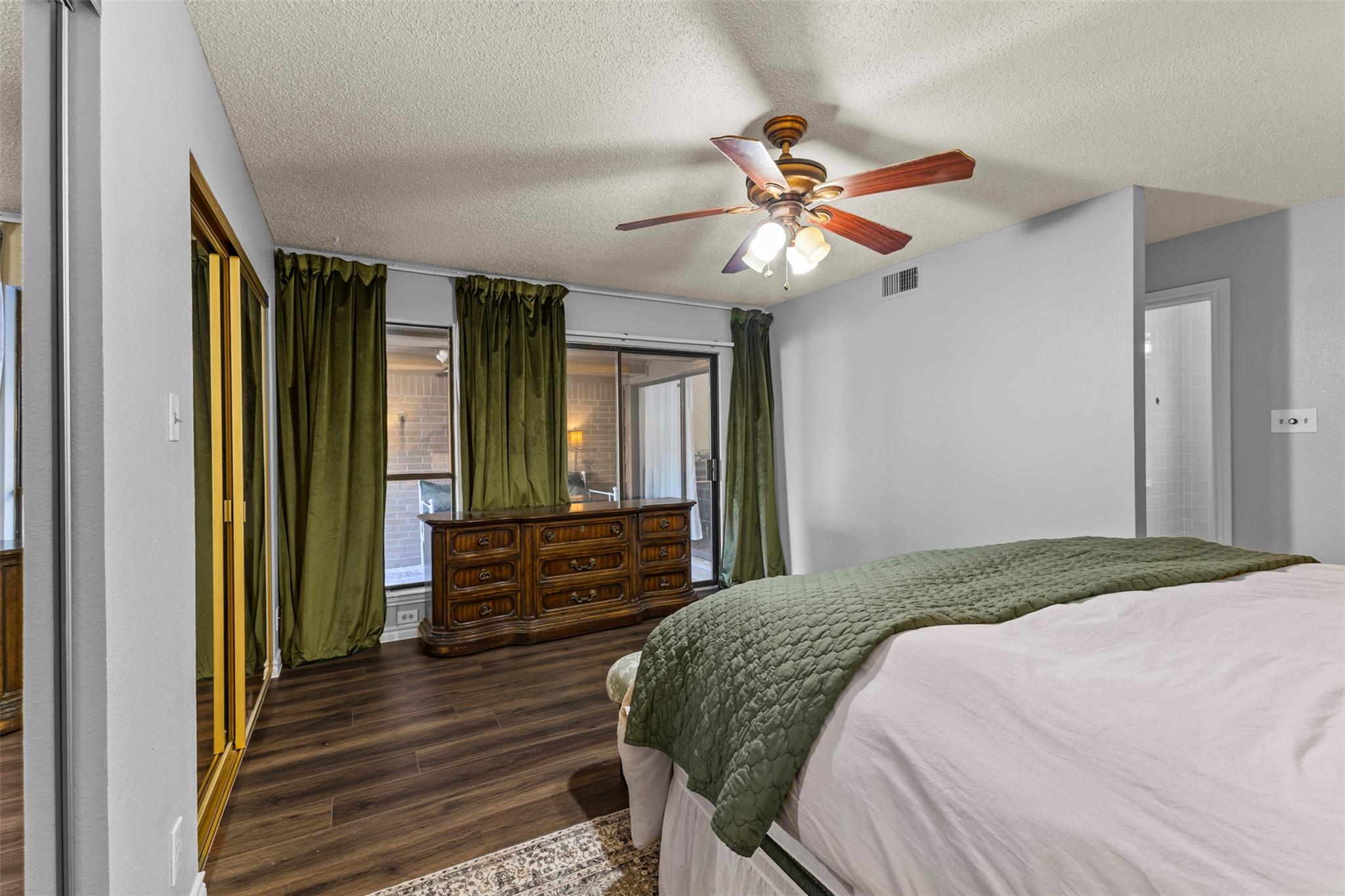 10916 B Crown Colony Dr # 3, Austin, TX 78747