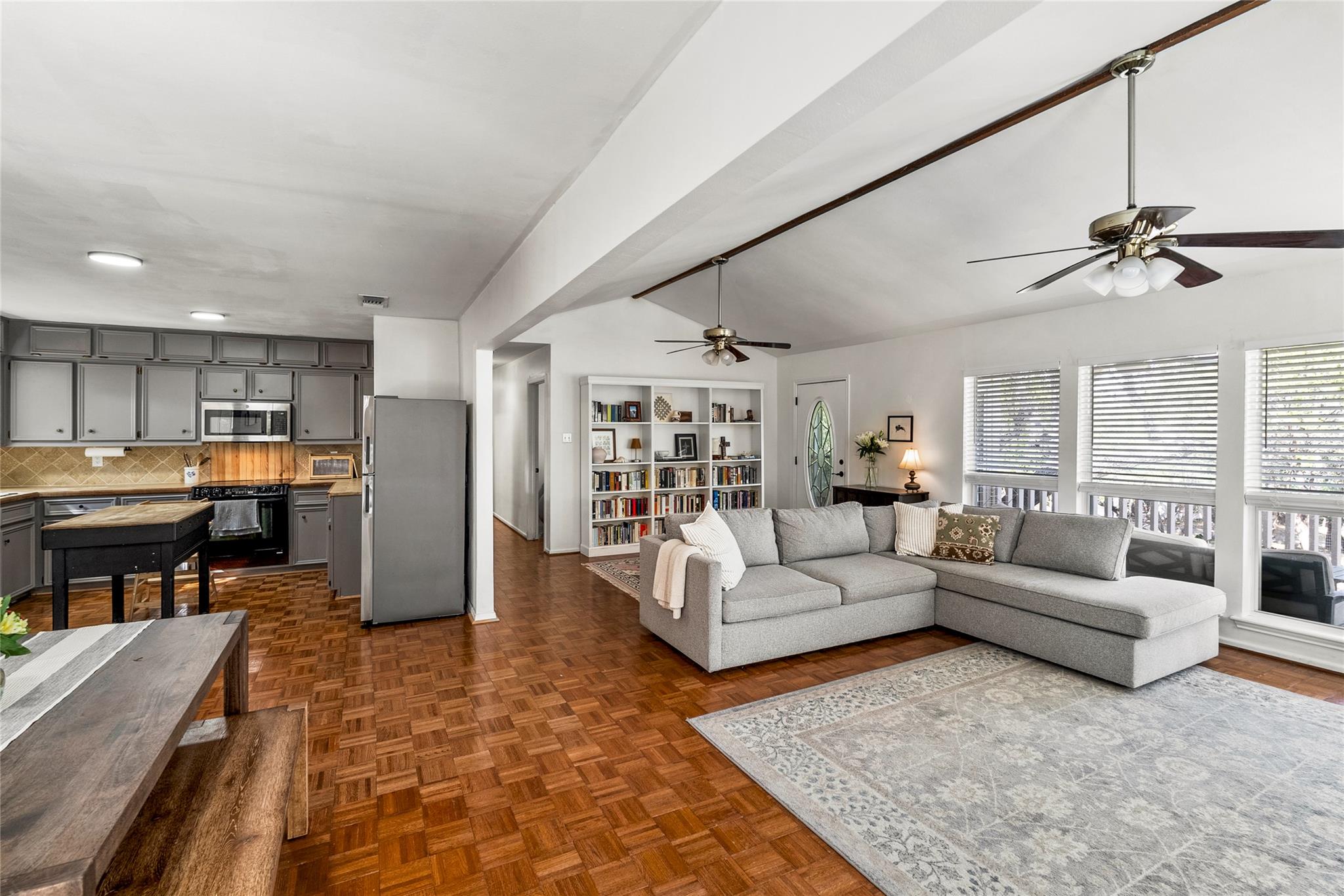 112 Liberty Ln Ln, Wimberley, TX 78676