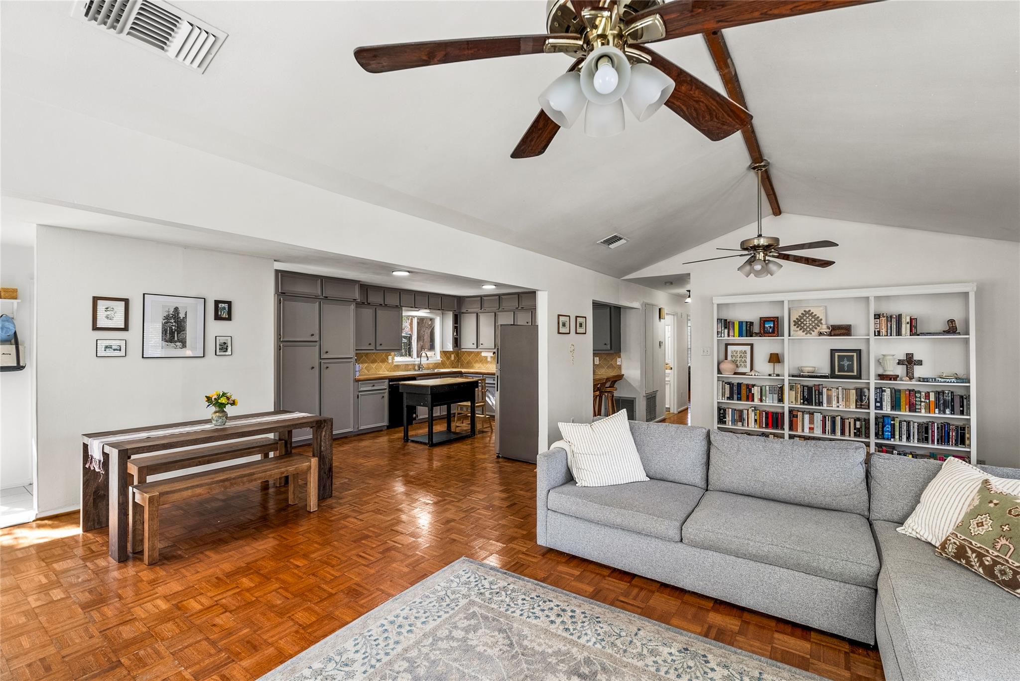 112 Liberty Ln Ln, Wimberley, TX 78676