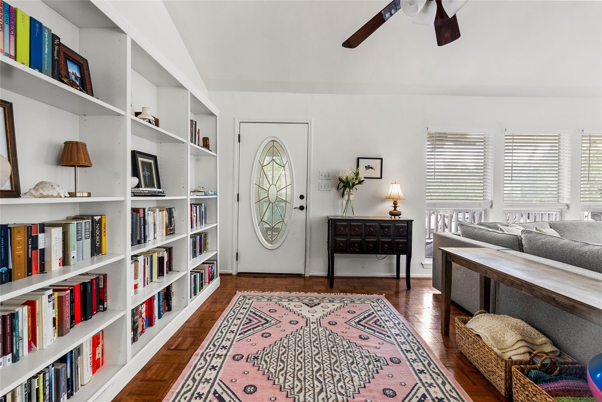 112 Liberty Ln Ln, Wimberley, TX 78676