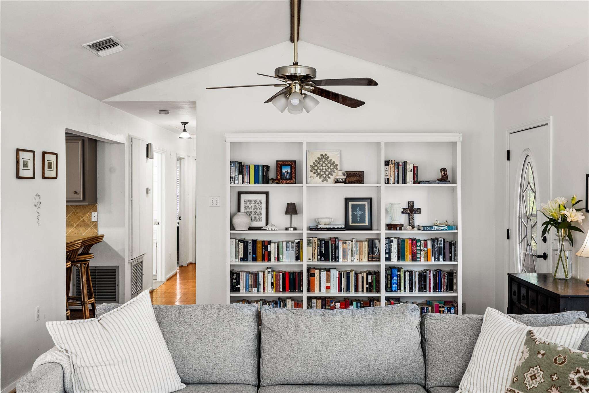 112 Liberty Ln Ln, Wimberley, TX 78676