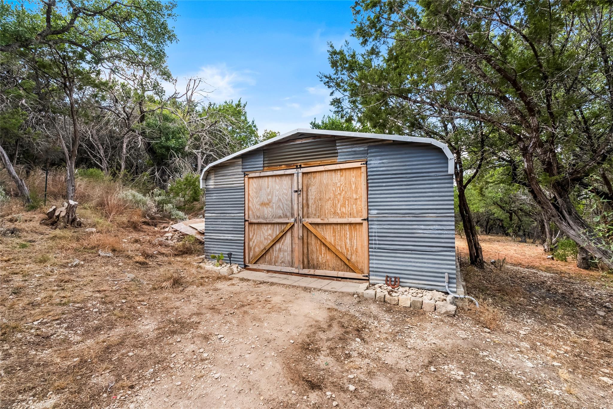 112 Liberty Ln Ln, Wimberley, TX 78676