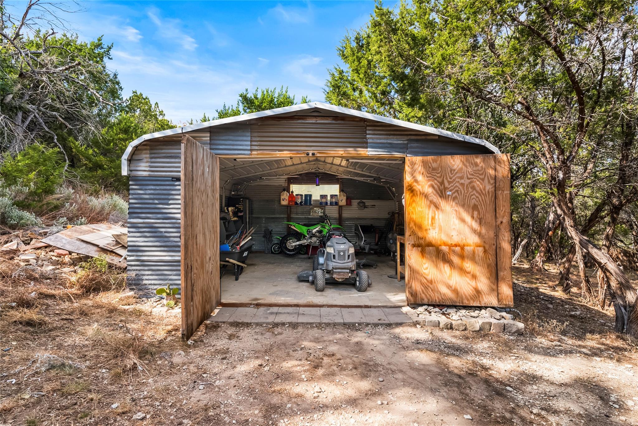 112 Liberty Ln Ln, Wimberley, TX 78676